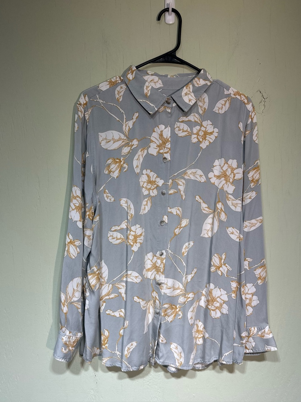 Chicos blue colorful floral paisley modal long sleeve button up blouse 3 large - Picture 1 of 3
